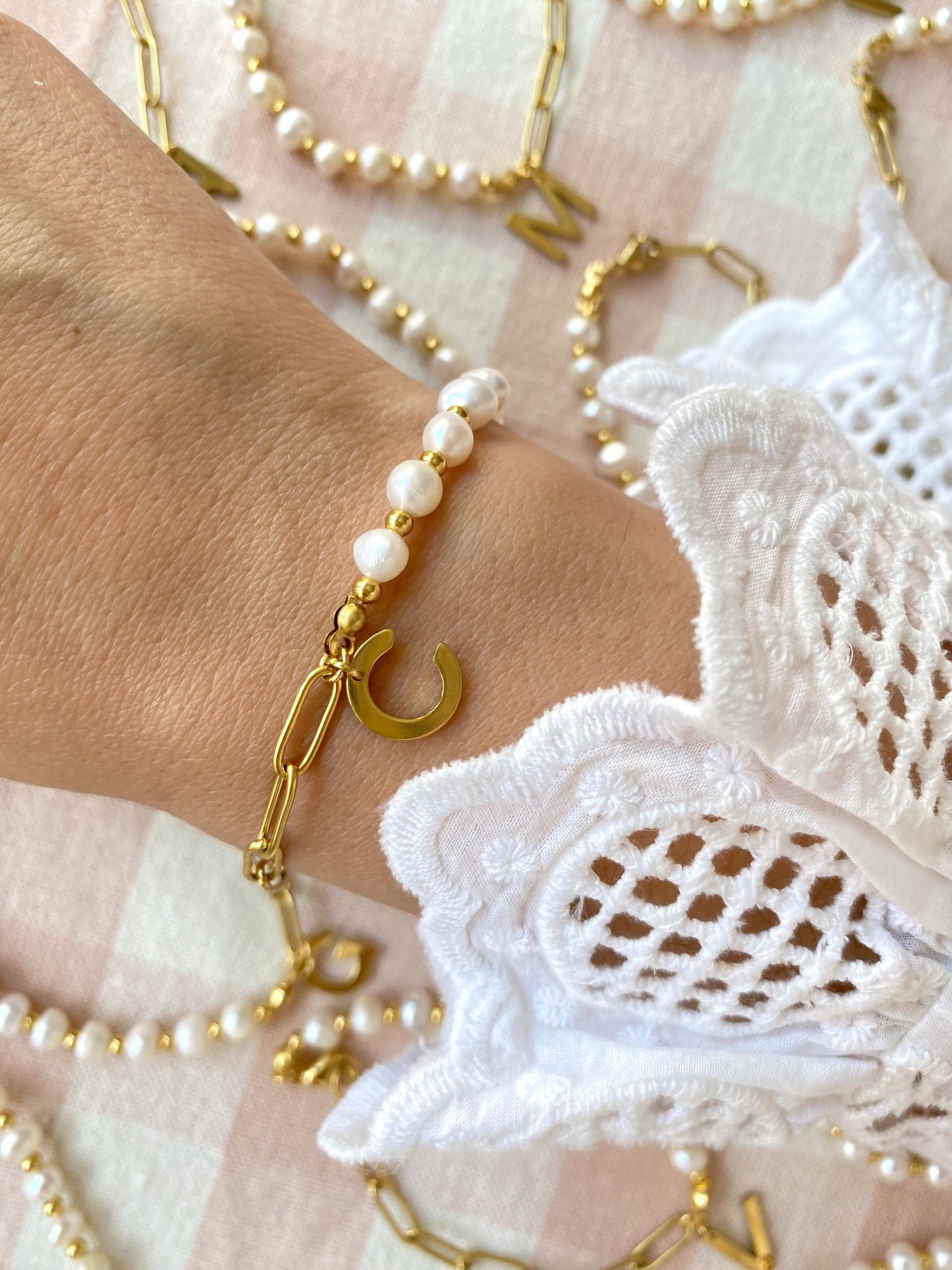 Pulsera de perlas hechas a mano