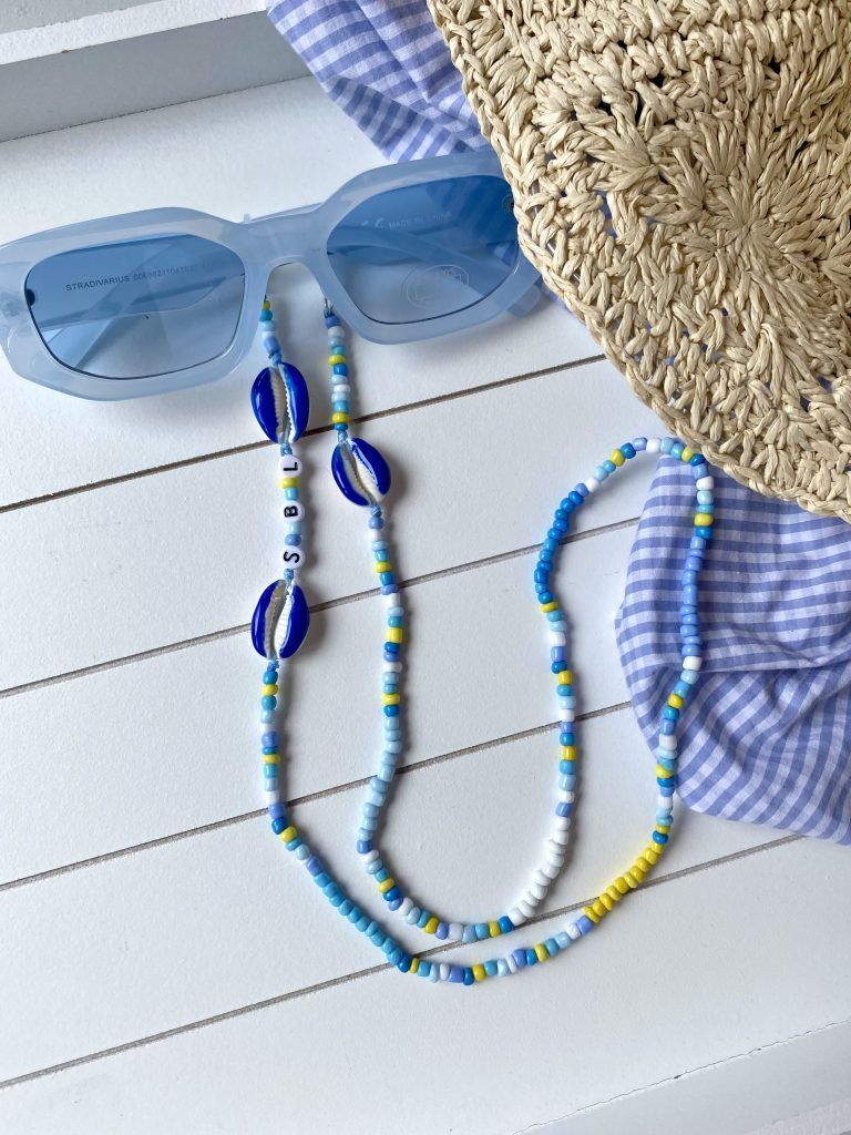 Cuelga gafas