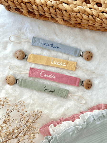 Chupeteros hechos a mano para bebe